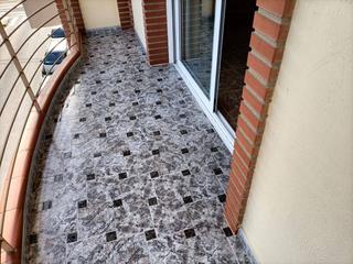 Casa adossada a Santa Maria-lEixample-Sud Sumella. Casa muy centrica