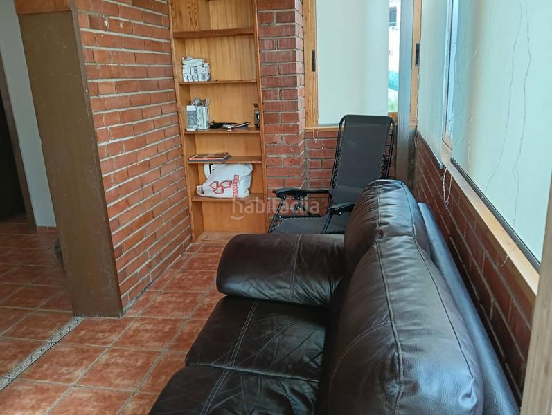 Foto e0a73968-72ed-4ec8-b884-56a0f0917dd6. Casa amb xemeneia aparcament piscina a costa Cunit - els jardins - els rosers Cunit