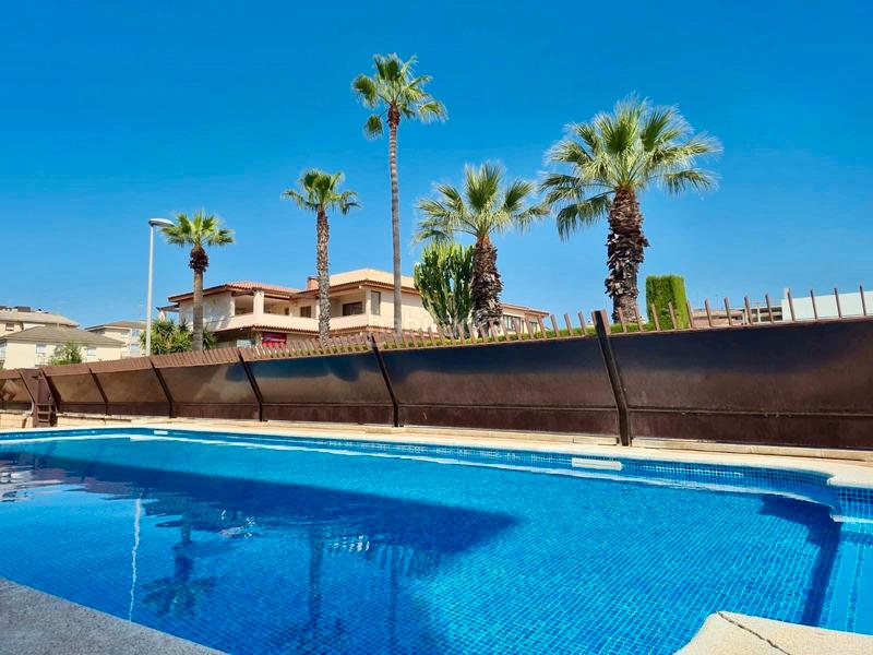 Foto 08bf1b60-356c-451d-9469-cd66c1b3ee07. Apartamento  con solarium privado en Can Toni Cunit