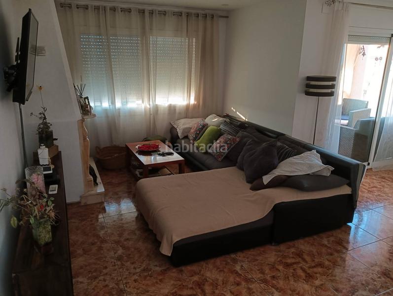 Foto aed62114-3050-4289-a70f-5a2ef734d8db. Casa pareada casa con vistas al mar en Santa Maria Vilanova i la Geltrú