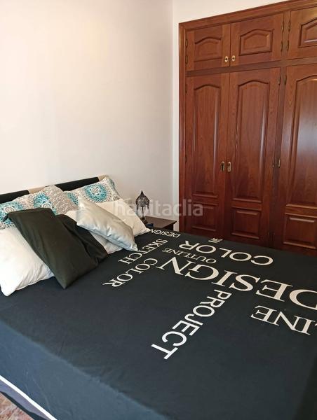 Foto d07bec99-262a-4e95-a1b2-e93e9b689759. Casa pareada casa con vistas al mar en Santa Maria Vilanova i la Geltrú