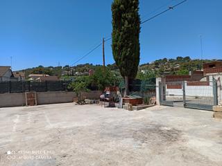 Casa  Passatge tuca. Casa sola con terreno