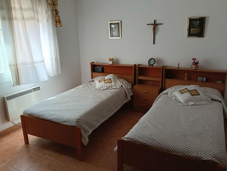 Foto 73f8c793-5b44-4fc5-b601-eb5242319eb4. Semi detached house with fireplace heating parking in Cunit