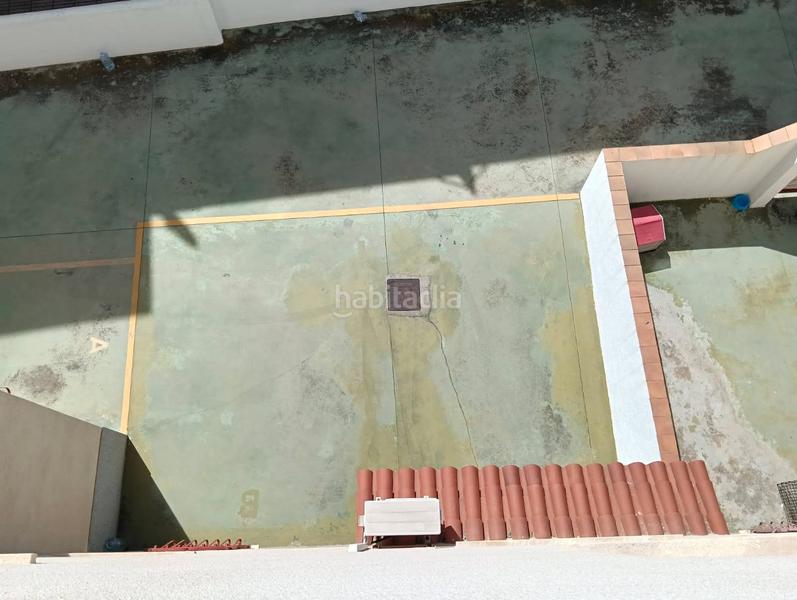 Foto 7c7fb710-f308-4b85-a69a-20b5ef3cd1bb. Semi detached house with fireplace heating parking in Cunit