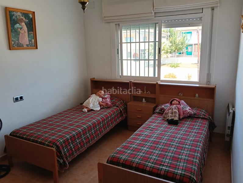 Foto 946b381e-c7b7-4163-adcb-368d1c3df1ec. Semi detached house with fireplace heating parking in Cunit