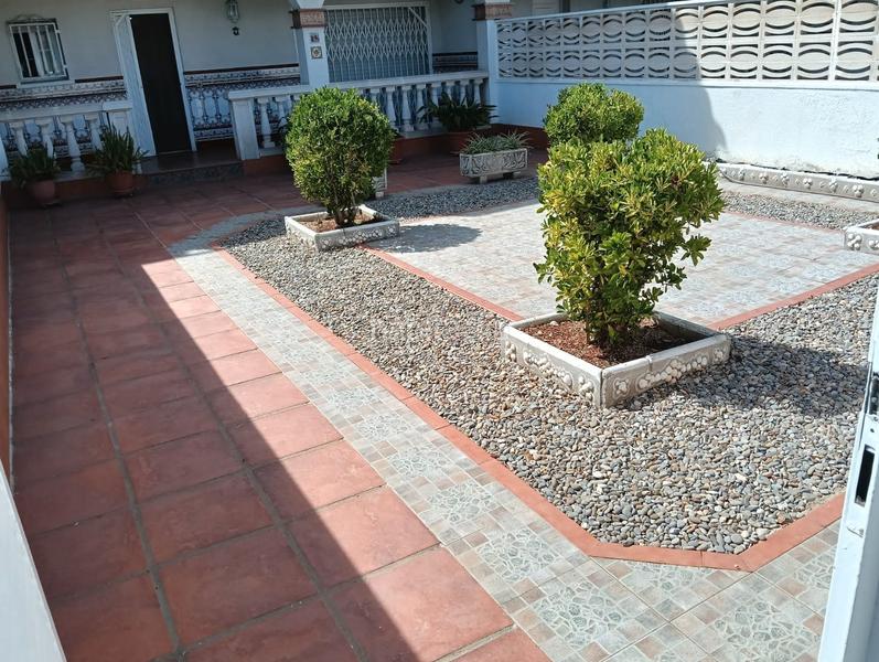 Foto f25feeea-ce96-412f-a240-3a8ca05c0cb4. Semi detached house with fireplace heating parking in Cunit