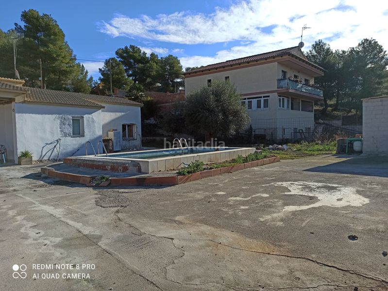 Foto 4a1237f9-dcf0-4c94-81a5-bd168a59d9cf. Xalet amb aparcament piscina a costa Cunit - els jardins - els rosers Cunit