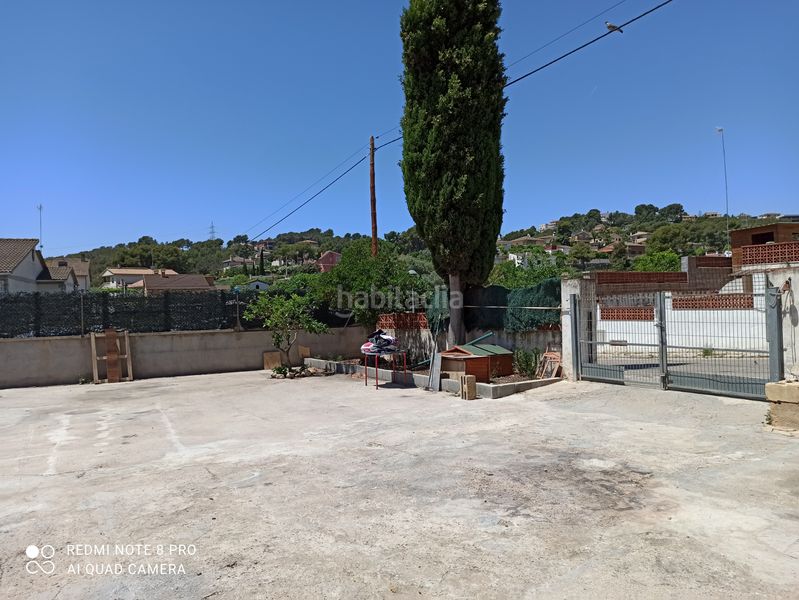 Foto 6fec3dd1-23a7-4870-91bc-d35b4778dce3. Xalet amb aparcament piscina a costa Cunit - els jardins - els rosers Cunit