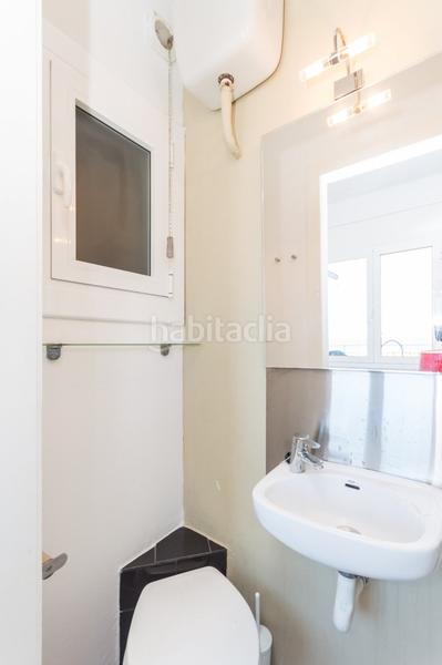 Foto 928c9f67-ddcb-4b5b-b93d-e0f779c6540e. Alquiler ático loft vistas al mar en Barceloneta Barcelona