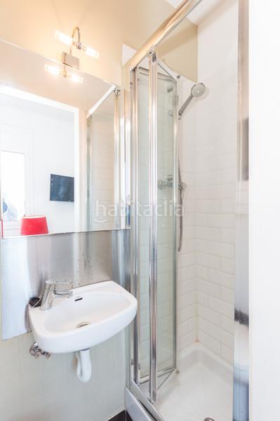 Foto a31cea3a-850d-4c0e-bf19-b67455482340. Alquiler ático loft vistas al mar en Barceloneta Barcelona