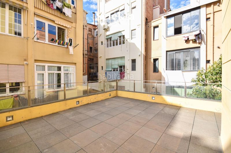 Foto 67458d22-9473-4de2-8d5b-fb0d353d2fe4. Pis amb aparcament a Vila de Gràcia Barcelona