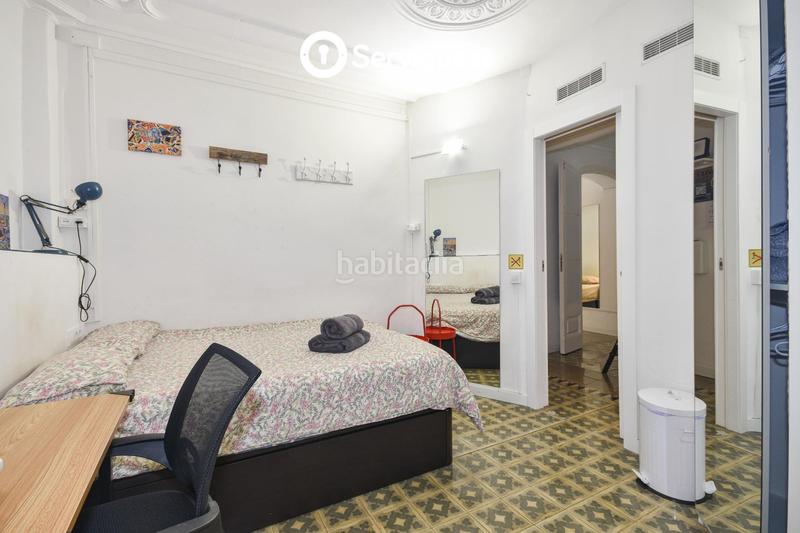 Foto 27afcb91-5048-42a9-be80-fd1d8eb87e09. Rent apartment with heating in Sant Antoni Barcelona