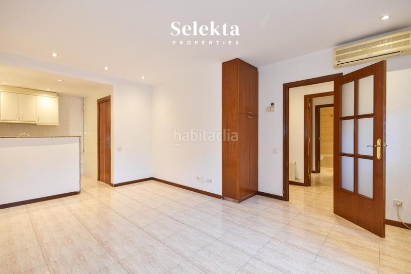 Foto 230cc877-7c84-4eca-aacd-52b09cea55ff. Apartament amb calefacció aparcament a El Camp d´en Grassot i Gràcia Nova Barcelona
