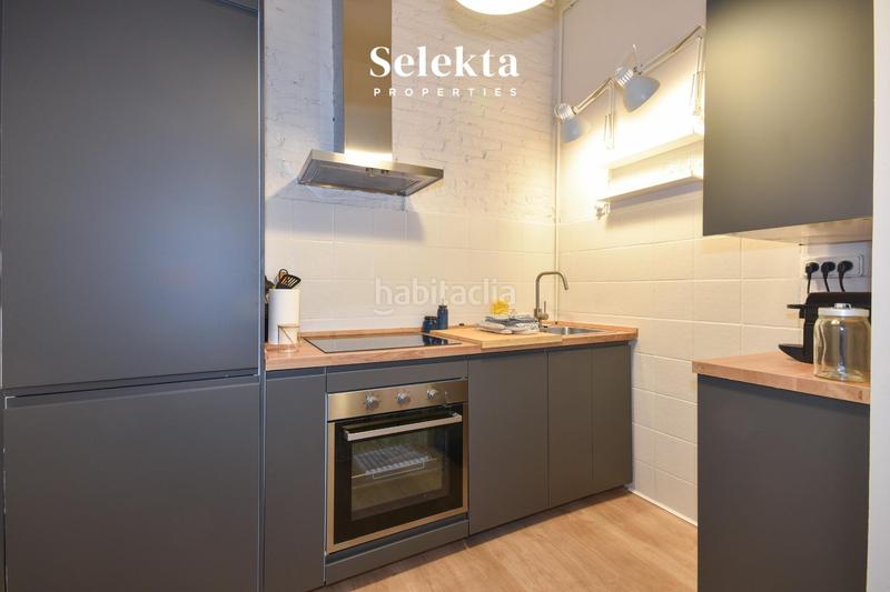 Foto 5d8d7cfa-da7e-4e7f-8ef7-c1e6f7531749. Alquiler apartamento en Centre Badalona