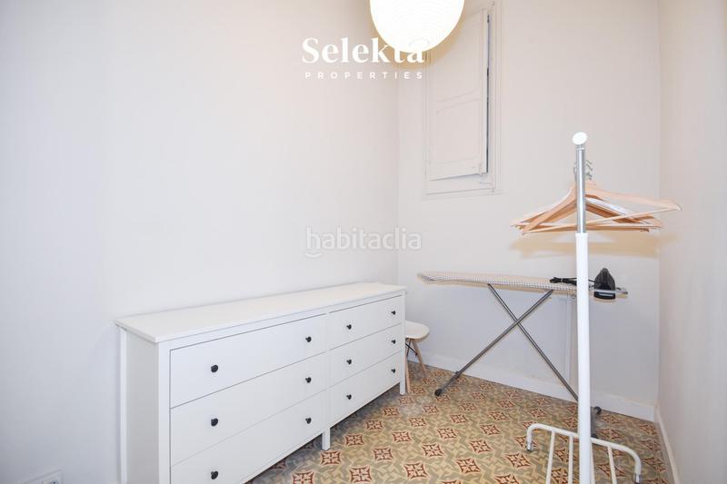 Foto b3b1017b-25d3-4d1b-99c9-5db472b4f0b0. Affitto piccolo appartamento con riscaldamento in Badalona