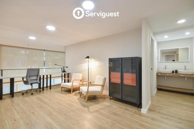 Foto 1c8d3e55-ce3e-46c3-8486-725f7a793da7. Miete zweistöckige wohnung mit heizung in La Salut Barcelona