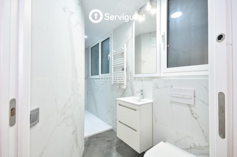 Foto f94c03bb-d048-4050-aae3-00e3db1be1ee. Miete zweistöckige wohnung mit heizung in La Salut Barcelona