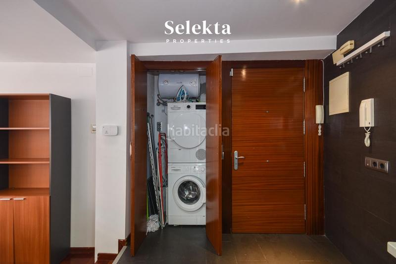 Foto f8544bdc-ad7d-42b5-8403-8ca1776e3862. Etagenwohnung in Putget - Farró Barcelona