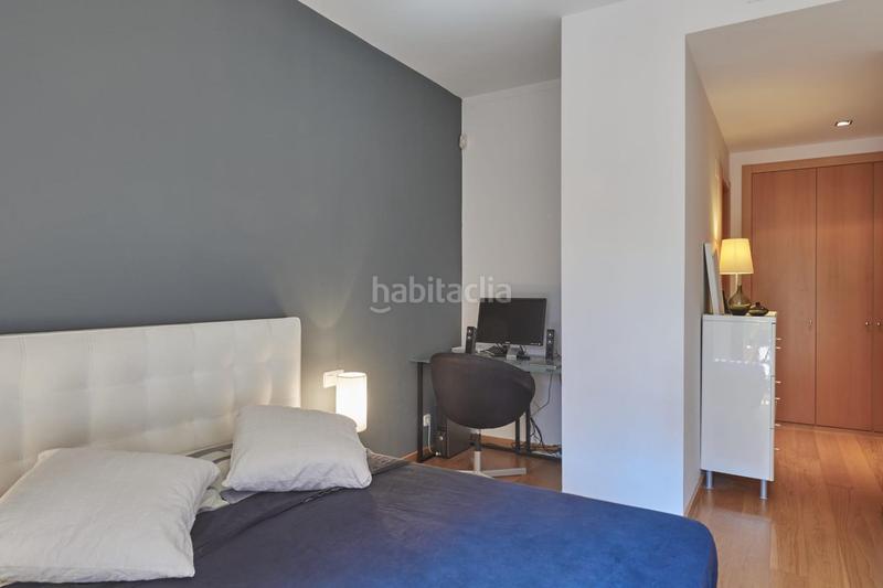 Foto 6c0f0bd0-5da7-44c0-95d6-38b39a5199cc. Location rez-de-chaussée avec chauffage piscine dans Barcelona