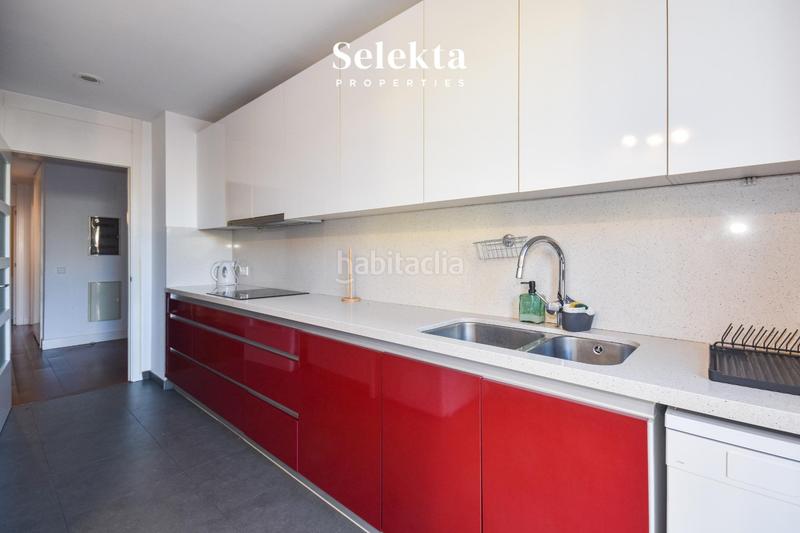 Foto 4ea9f320-a106-4d07-a596-bf995be74363. Flat with heating parking in Vila de Gràcia Barcelona