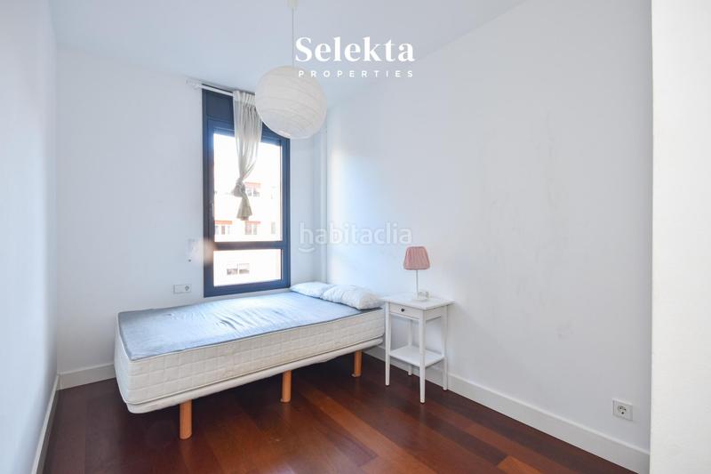 Foto e7265997-2cd3-41b0-bef0-78998abb090a. Flat with heating parking in Vila de Gràcia Barcelona