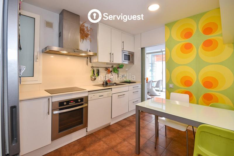 Foto 44055efc-78bc-44e3-87e9-6ffd8be19c91. Rent apartment with heating in Barri de les Corts Barcelona