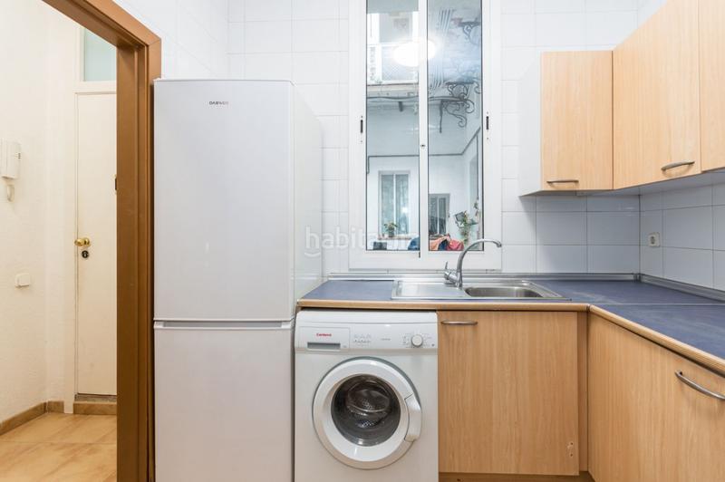 Foto f729daa9-a396-4642-b2e3-3d2d25383022. Rent flat with heating in Gòtic Barcelona