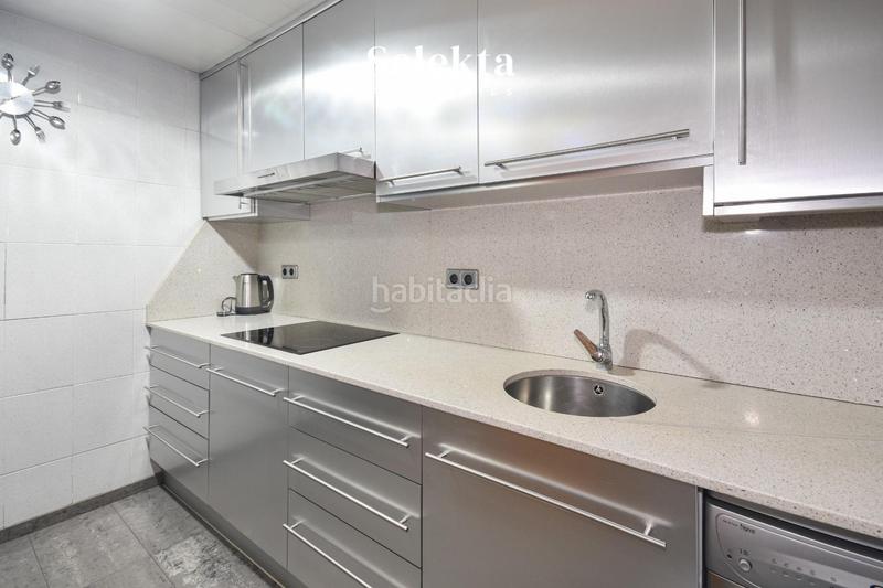 Foto 735b6e73-3517-4f0b-a59a-2a408e1495a1. Affitto appartamento in El Camp de l´Arpa del Clot Barcelona