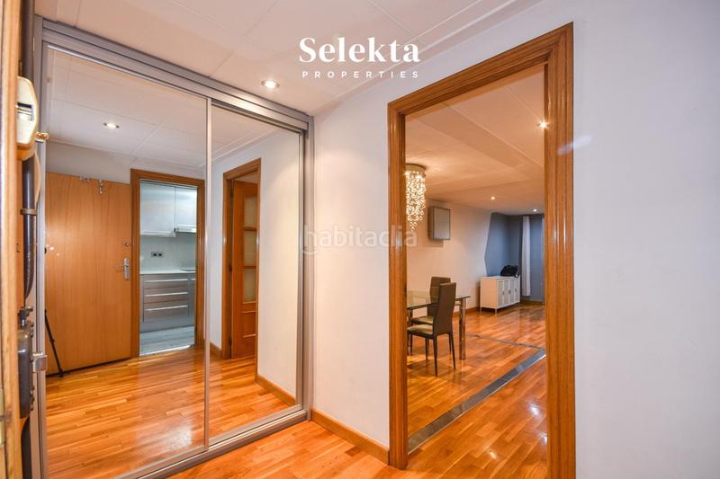 Foto 243549e0-8162-4e49-85cf-e07643706118. Location appartement dans El Camp de l´Arpa del Clot Barcelona