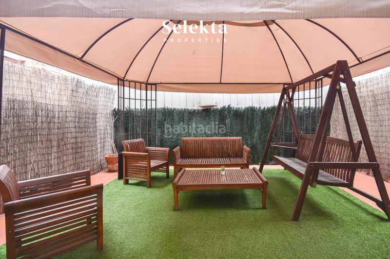 Foto 755bd4bb-60c5-4122-a007-b4523e133aaa. Miete etagenwohnung in El Camp de l´Arpa del Clot Barcelona