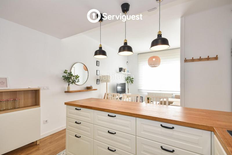 Foto 50a4ffca-60ed-4215-aa55-be25c3a287e0. Lloguer apartament amb calefacció a El Camp de l´Arpa del Clot Barcelona