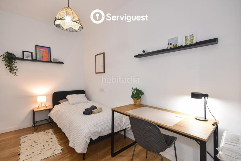 Foto 61d299b8-e800-4928-92c2-55d773cbd85e. Miete appartement mit heizung in El Camp de l´Arpa del Clot Barcelona