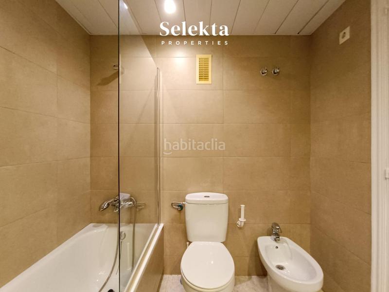 Foto 6d53b175-5991-461e-b1b0-8fdae60a70ba. Attico con parcheggio piscina in Gava Mar Gavà