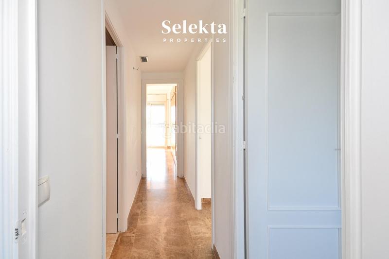 Foto fd79dad5-28f1-4b5c-a9bc-2d55c78647e1. Attico con parcheggio piscina in Gava Mar Gavà