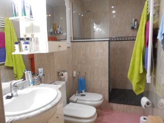 Appartamento  Carrer de navata. Piso en la balsa (lloreda)