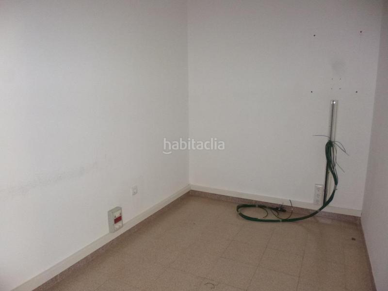 Foto be6428e8-3f02-44e7-935f-cbad2b49aee1. Affitto locale commerciale in Ferreries Tortosa