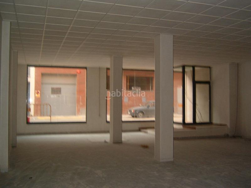 Foto dcb50cc2-72df-4e82-8e21-b54f9b4fdbbb. Rent business premise in Aldea (L´)