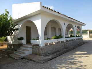 Xalet a Roquetes. Chalet en venta en roquetes zona  urbanización pilans, con pisci