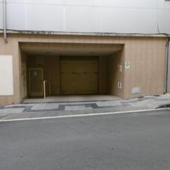 Aparcament cotxe a Centre. Parking en venta en el centro de tortosa