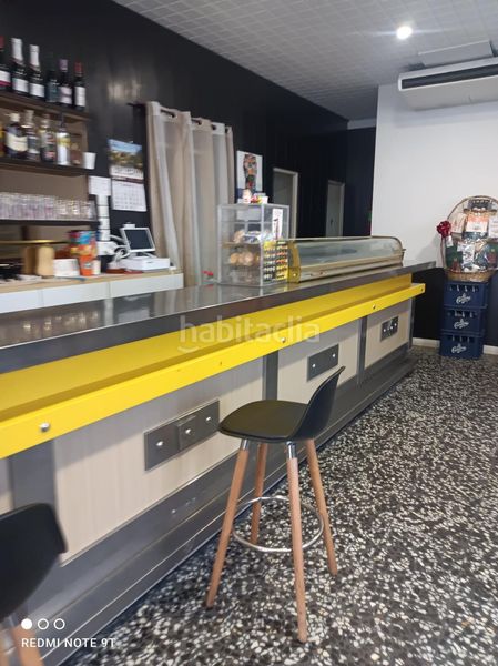 Foto ea2db385-8ba9-4df7-adbd-4e42198d63f9. Lloguer local comercial a Sant Llatzer Tortosa