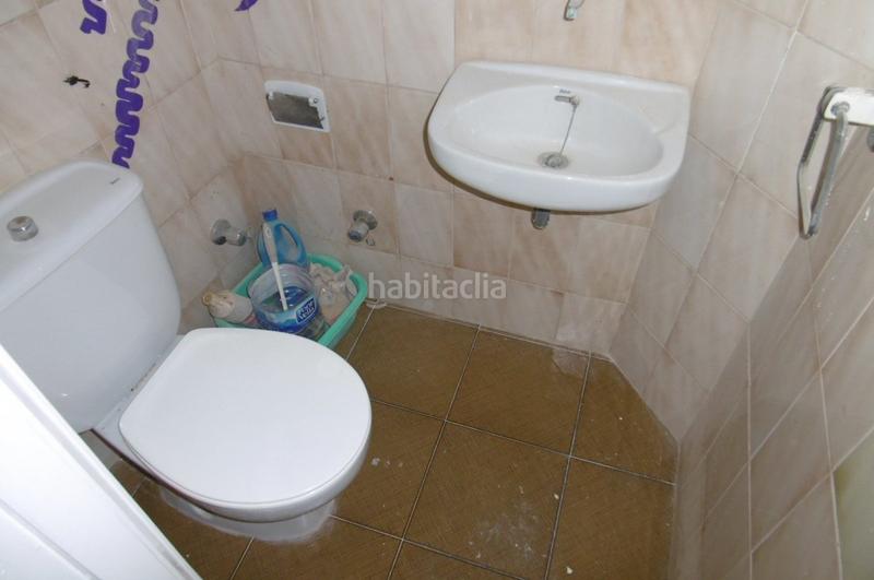 Foto 700d685e-f4aa-4c31-8018-d775937c21e3. Lloguer local comercial a Centre Tortosa