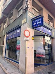 Lloguer Local Comercial a Centre. Local comercial en centro de tortosa en alquiller