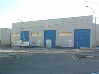 Rent Industrial building in Urbanitzacions