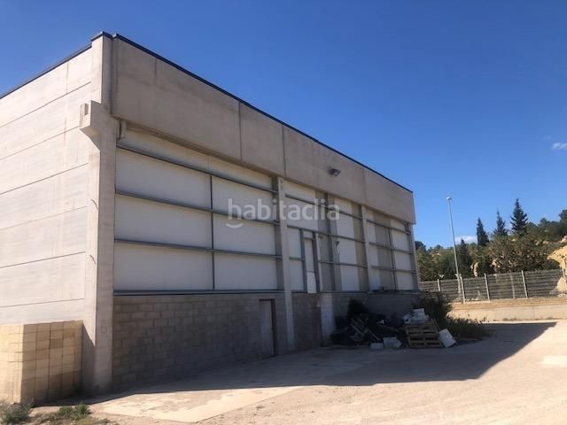 Foto 4a8b7a86-e6db-4fd8-9a76-8d4d36057d63. Lloguer nau industrial a Centre Tortosa