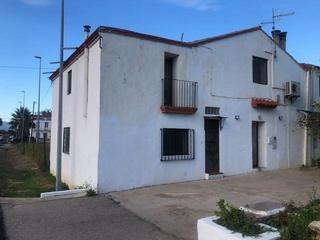 Country house in Centre. Casa con terreno en carretera vinallop  tortosa