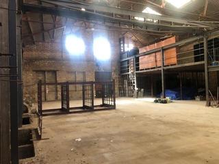 Lloguer Nau industrial a Centre. Nave industrial en alquiler