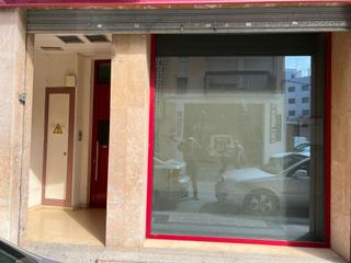 Lloguer Local Comercial a Temple. Local seminuevo en alquiler ideal para consultas  zona temple