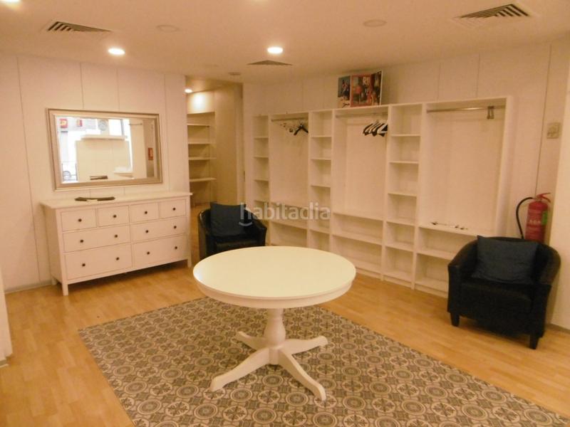 Foto 24d9fbc2-12bc-4cec-8c35-fb6ab8997292. Rent business premise in Centre Tortosa