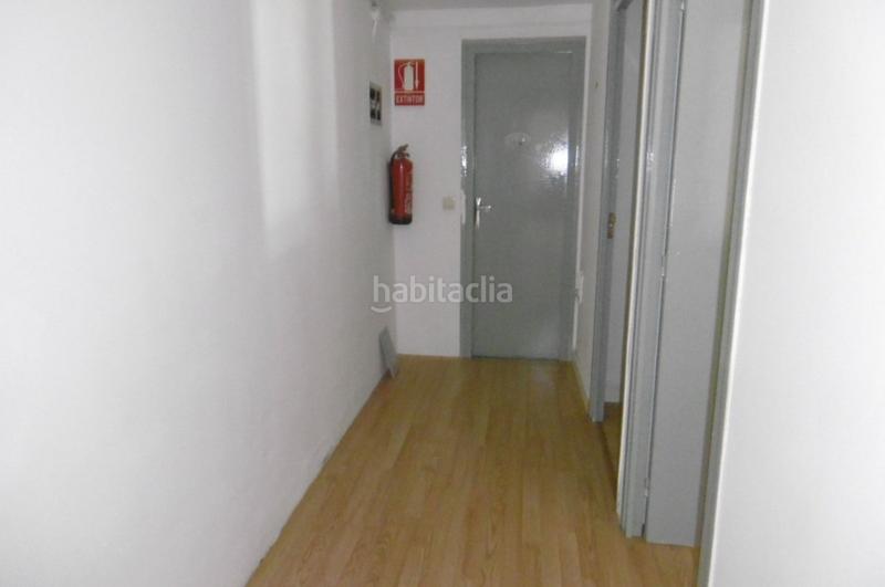 Foto 07947312-cbdf-49ec-a63e-490989267371. Lloguer local comercial a Ferreries Tortosa