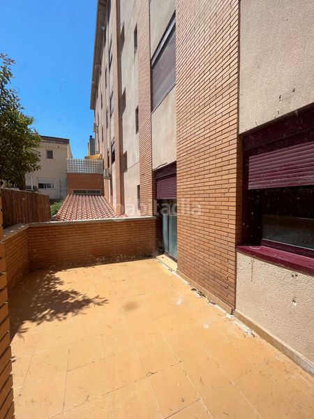 Foto 9712b020-007d-47aa-8b9b-2ec4143b2c85. Planta baja piso y parquing en venta zona remolins en Tortosa